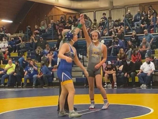 Girls Wrestling Team Scores Consecutive Wins