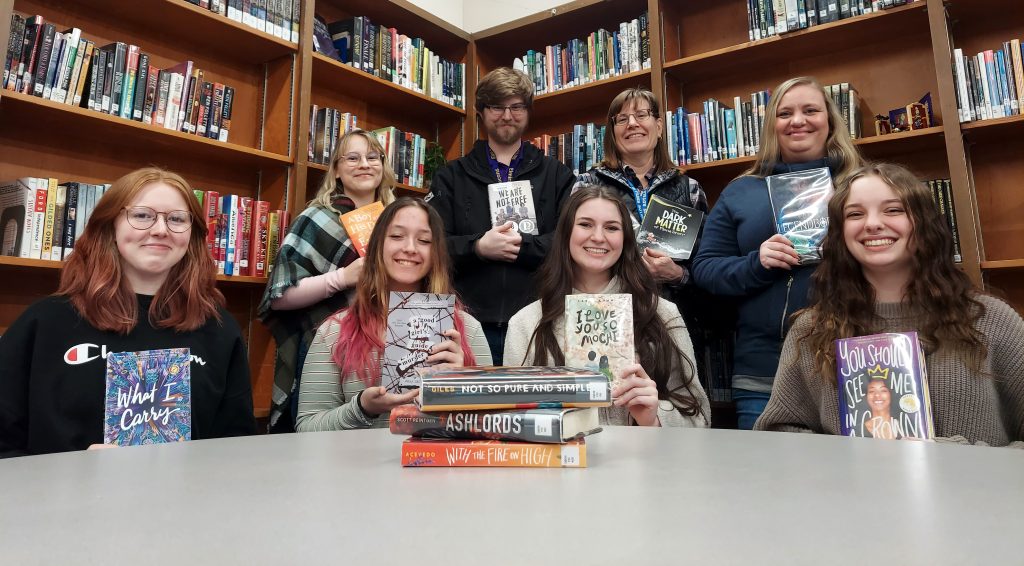 Elmira High School's team for Oregon Battle of the Books.