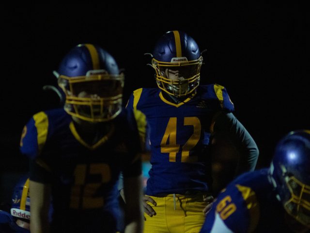 Elmira Varsity Football Suffers Defeat to South Umpqua in Home Opener